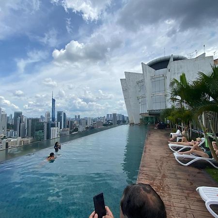Skypool Kl Free Infinity Pool Over كوالالمبور المظهر الخارجي الصورة